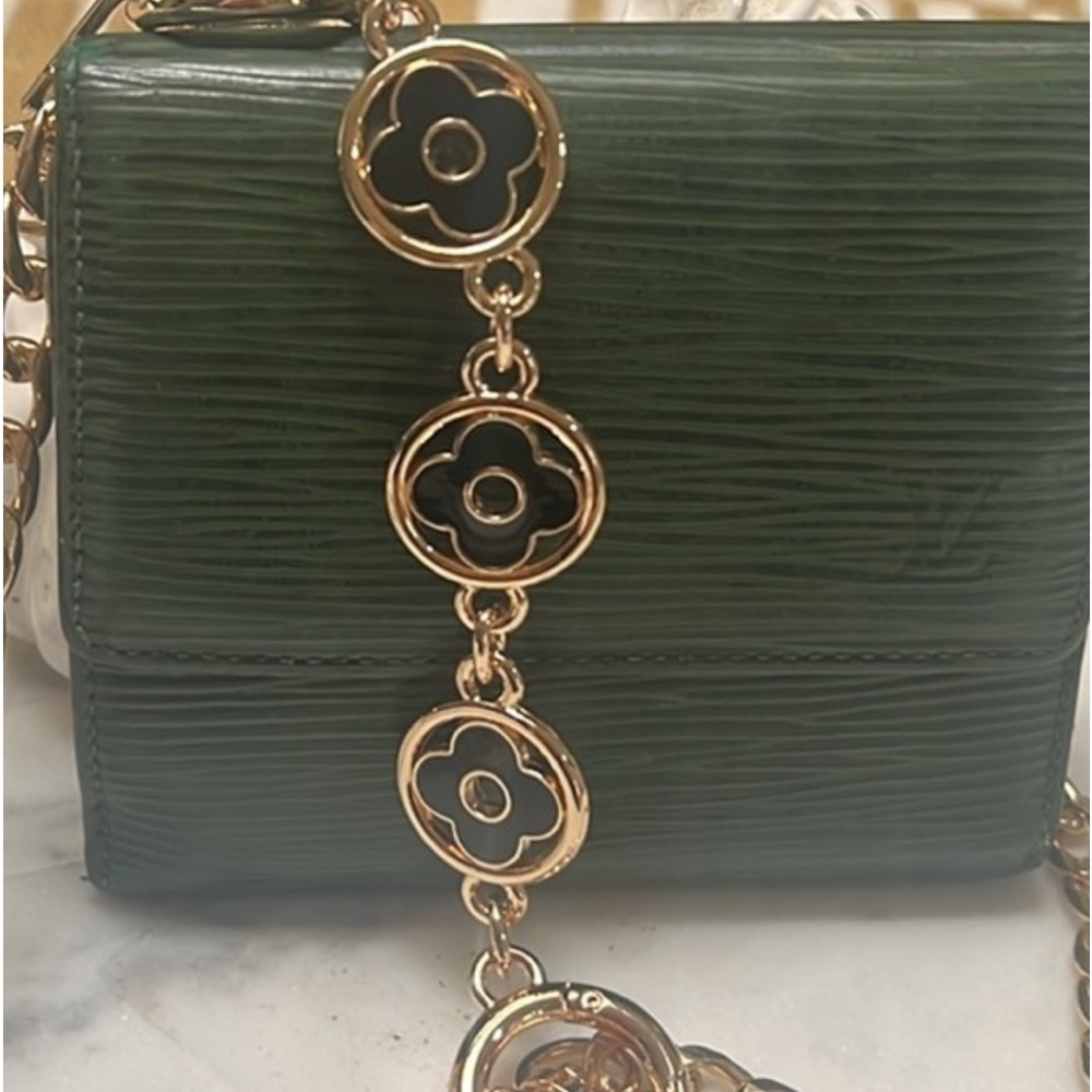 Green Epy wallet